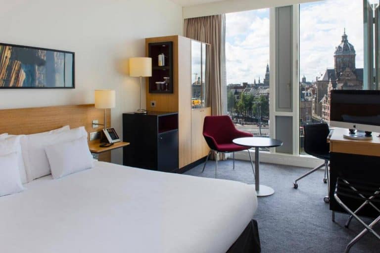 DoubleTree by Hilton Amsterdam Centraal Station