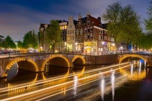 פסטיבל אורות אמסטרדם דרך המים