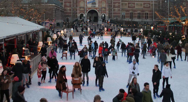 Ice Amsterdam Ice Skating At Museumplein