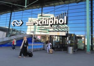 Train from Schiphol to Amsterdam