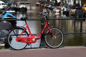 השכרת אופניים באזור ווטרלופליין אמסטרדם