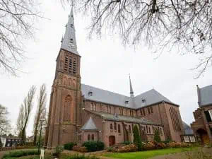 כנסיית האוצר הנסתר של אוטרכט - (St. Willibrord's Church)