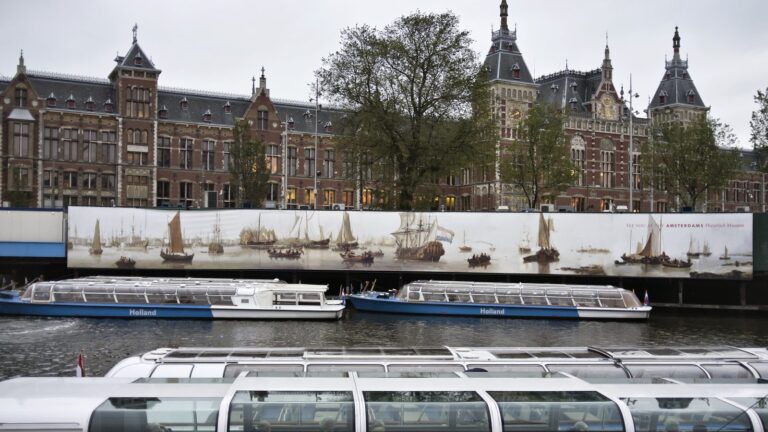 שייט תעלות מהרייקסמוזיאום באמסטרדם - Amsterdam Rijksmuseum Cruise