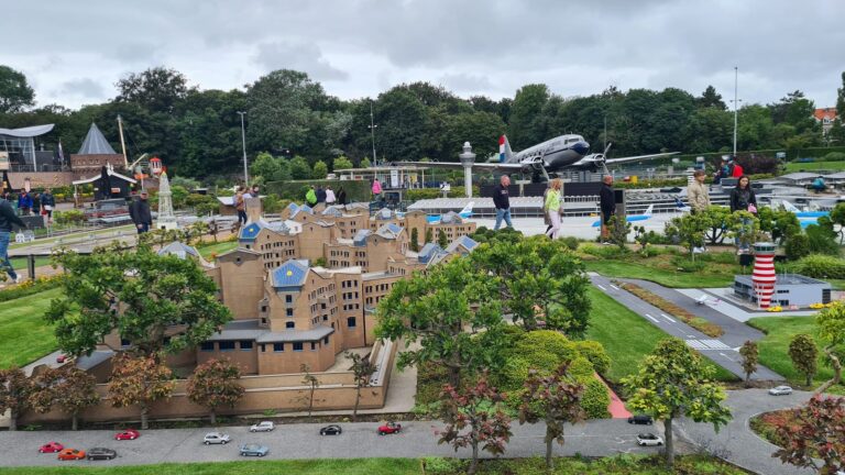 פארק מדורודם (madurodam) - העיר המיניאטורית בהאג
